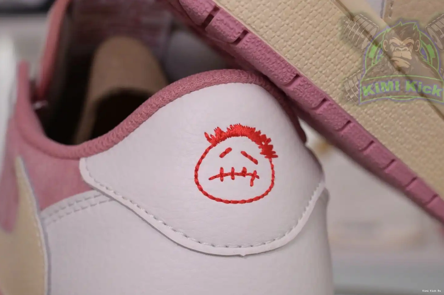 Kimikick Jordan Jordan Air 1Low Travis Scottx 0619